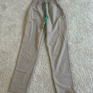 Figs Boulder Scrub pants